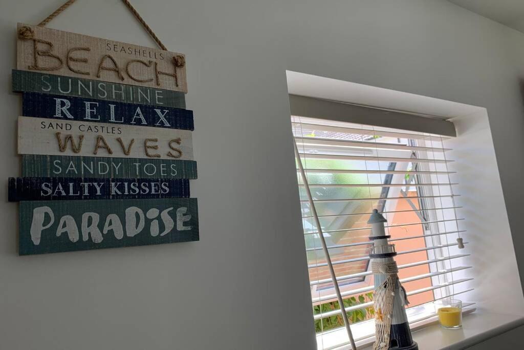 Bournemouth Nr Town Beach Train Coach Shops Lovely Entire Apartment Allows Quiet Good Dogs Exterior photo